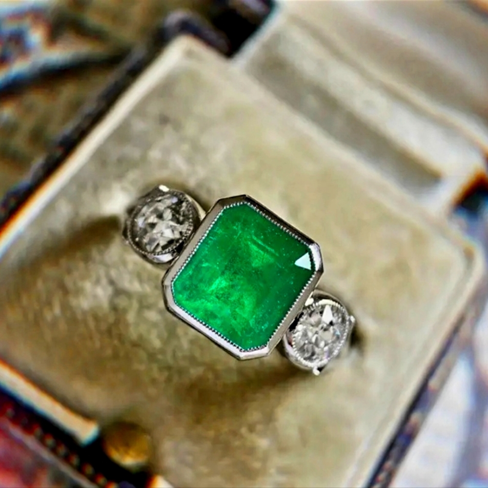 European style ring. Stainless steel, Hupoallergenic.Rock crystal stone. For men